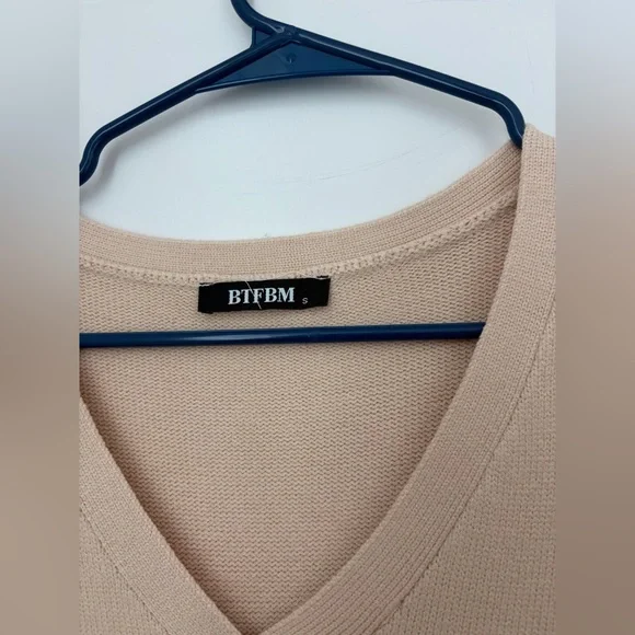 Amazon Women’s V-Neck Sweater Dress - Picture 4 of 4